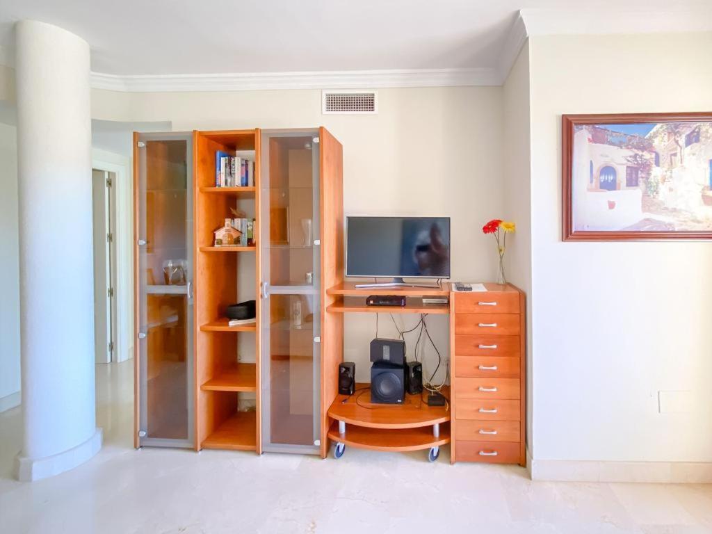 Apartamento En Los Patios De Santa Maria Golf มาร์เบยา ภายนอก รูปภาพ