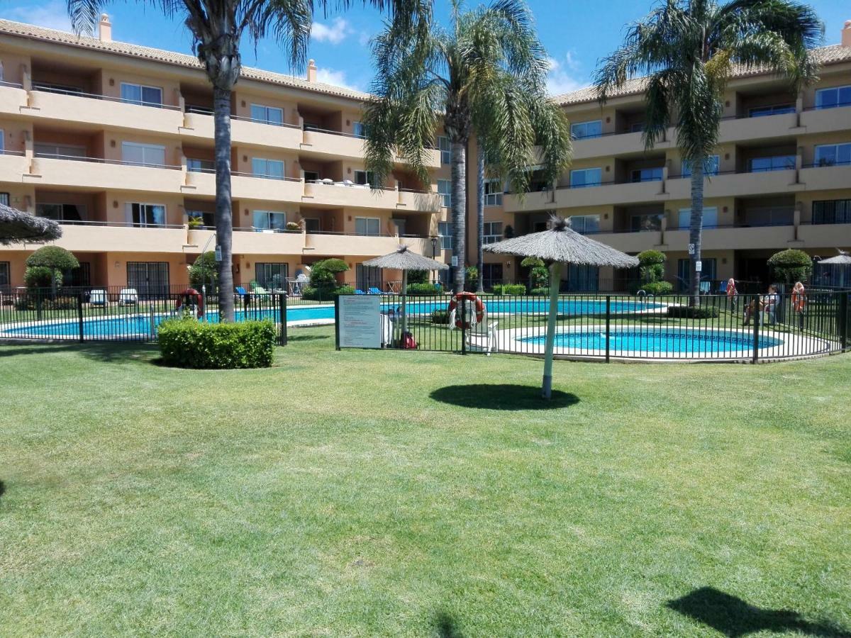 Apartamento En Los Patios De Santa Maria Golf มาร์เบยา ภายนอก รูปภาพ